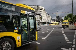 BVG schafft in Berliner Bussen die Barzahlung ab – Kleingeld, nein danke!