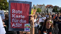 Demonstrationen: Tausende protestieren gegen AfD und Rechtsruck in Erfurt