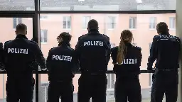 Rassismus und Sexismus an Polizeifachschule Chemnitz: Ermittlungen gegen Lehrer