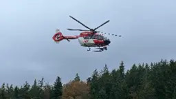 Wenn das Leben am Seil hängt: Windentraining mit Hubschrauber und Herzklopfen