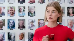 Film - «I Care a Lot» – Thriller mit Rosamund Pike - Play SRF