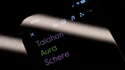 Vor "Talahon" und "Schere": "Aura" ist Jugendwort des Jahres