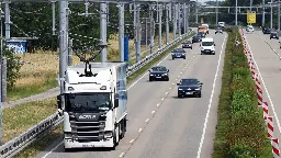 Lkw fahren an Oberleitung: E-Highway-Pilotprojekt im Murgtal endet dieses Jahr