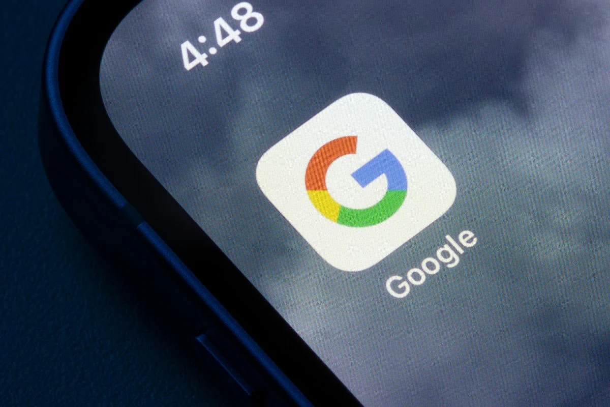 Googles iOS-App manipuliert Web-Inhalte – ohne Opt-in