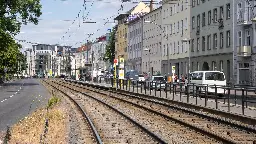 Nach Radstreifen-Aus auf Berliner Allee: „Belange des Radverkehrs sind in Nebenstraßen zu erfüllen“