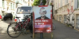 Hamburger Polizei bei SPD-Mitgliedern: Hausdurchsuchung wegen Wahlplakat