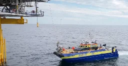 Ladestation an Offshore-Windpark für Schiffe wird getestet