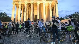 Getöteter Radfahrer in Paris: "Autos können verrückt machen. Sie töten"