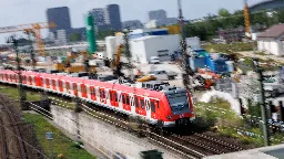 Kabel durchtrennt: Störungen im Bahn-Verkehr rund um München