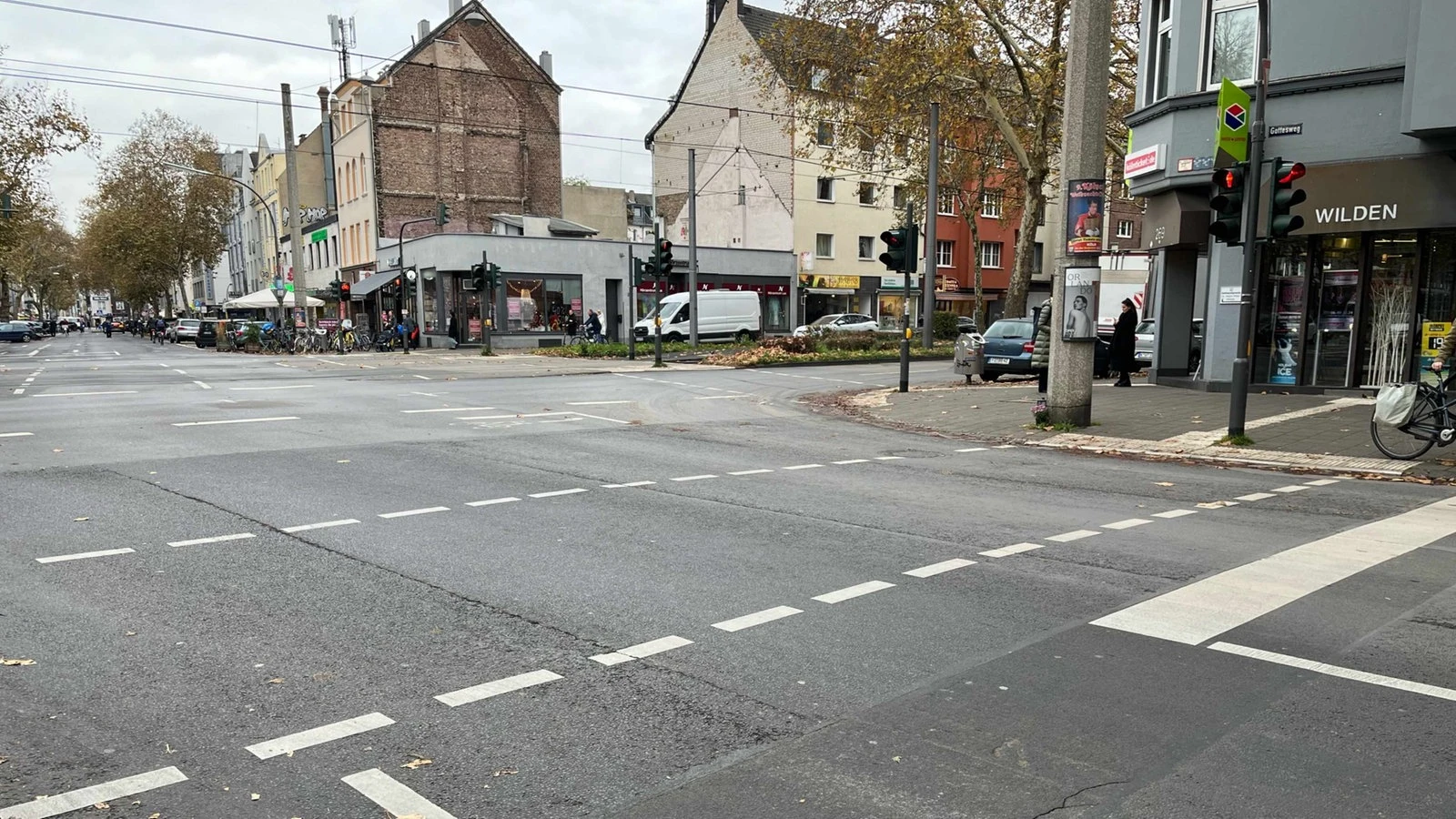 Nach Unfall mit Lkw und 5-Jährigem: Demo auf Luxemburger Straße in Köln