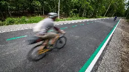 Neue Radschnellwege in BW: Verkehrsminister Hermann unzufrieden mit Tempo