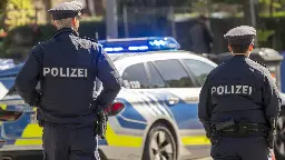 Jeder dritte Polizist berichtet über Rassismus durch Kollegen