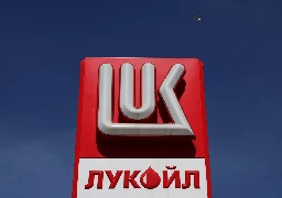 Hungary and Slovakia ask EU to mediate with Ukraine over Lukoil